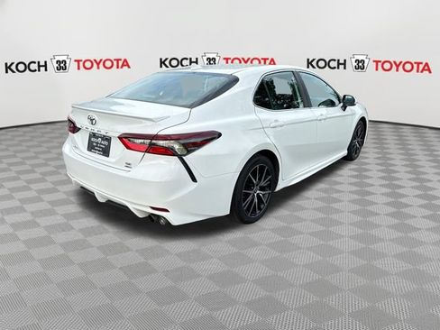 Used 2023 Toyota Camry SE w/ Cold Weather Package AWD/4WD image 8