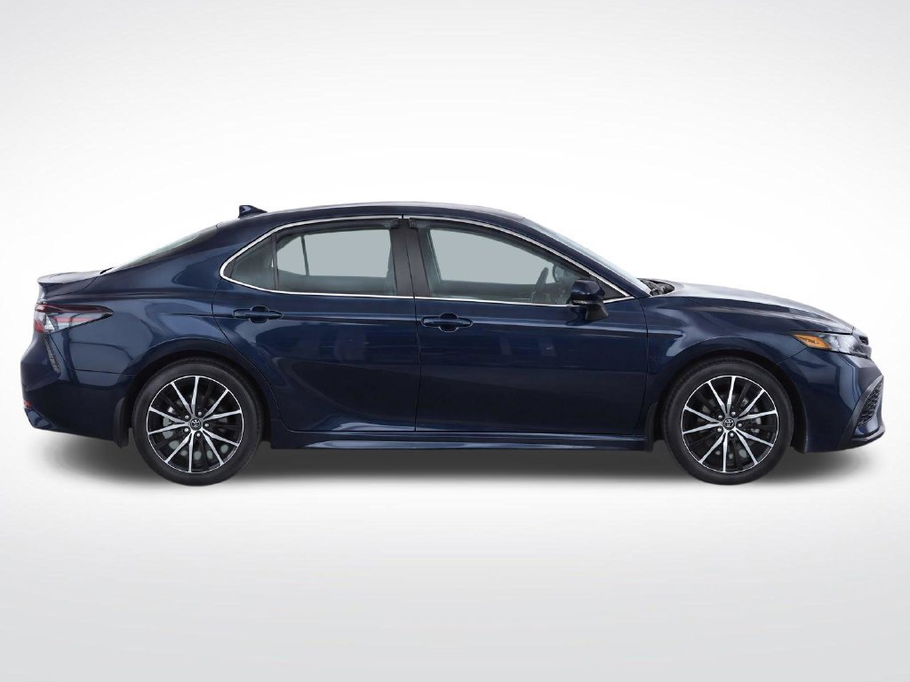Used 2021 Toyota Camry SE w/ Convenience Package FWD image 8