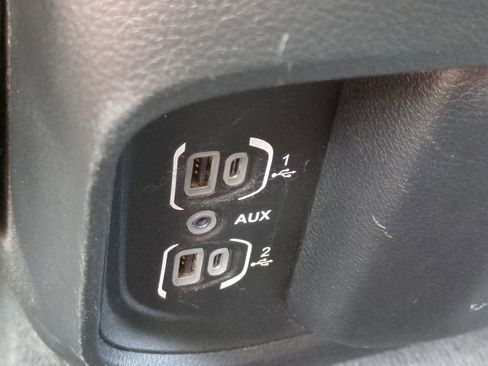 Used 2021 RAM 1500 Big Horn image 29