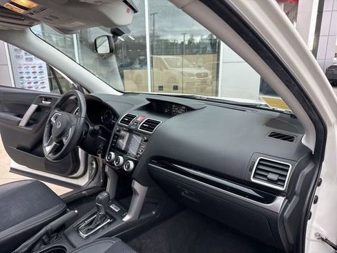 Used 2018 Subaru Forester 2.5i Premium image 32