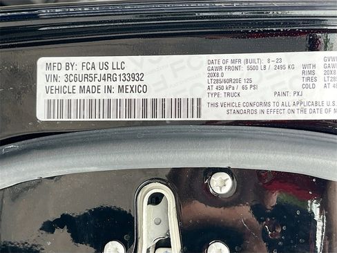 Used 2024 RAM 2500 Laramie w/ Night Edition image 32