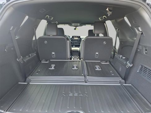 New 2025 Nissan Pathfinder Rock Creek image 9