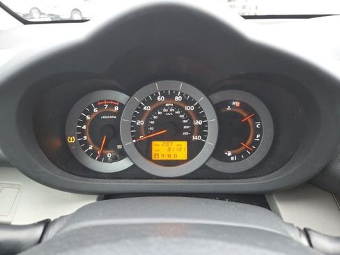 Used 2011 Toyota RAV4 4WD w/ Base L4 Extra Value Pkg image 13