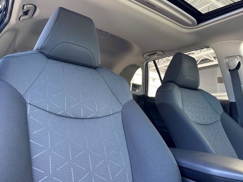Used 2023 Toyota RAV4 XLE w/ Convenience Package AWD/4WD image 21
