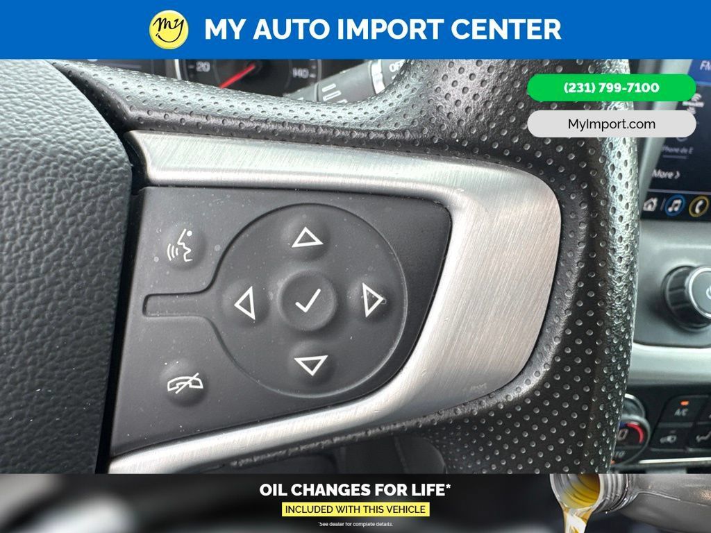 Used 2023 GMC Acadia SLE w/ Driver Convenience Package FWD image 18