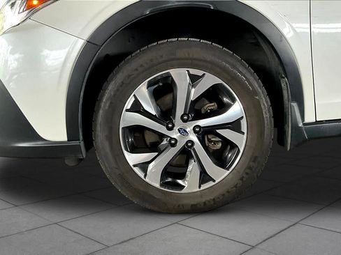 Used 2021 Subaru Outback Limited AWD/4WD image 10