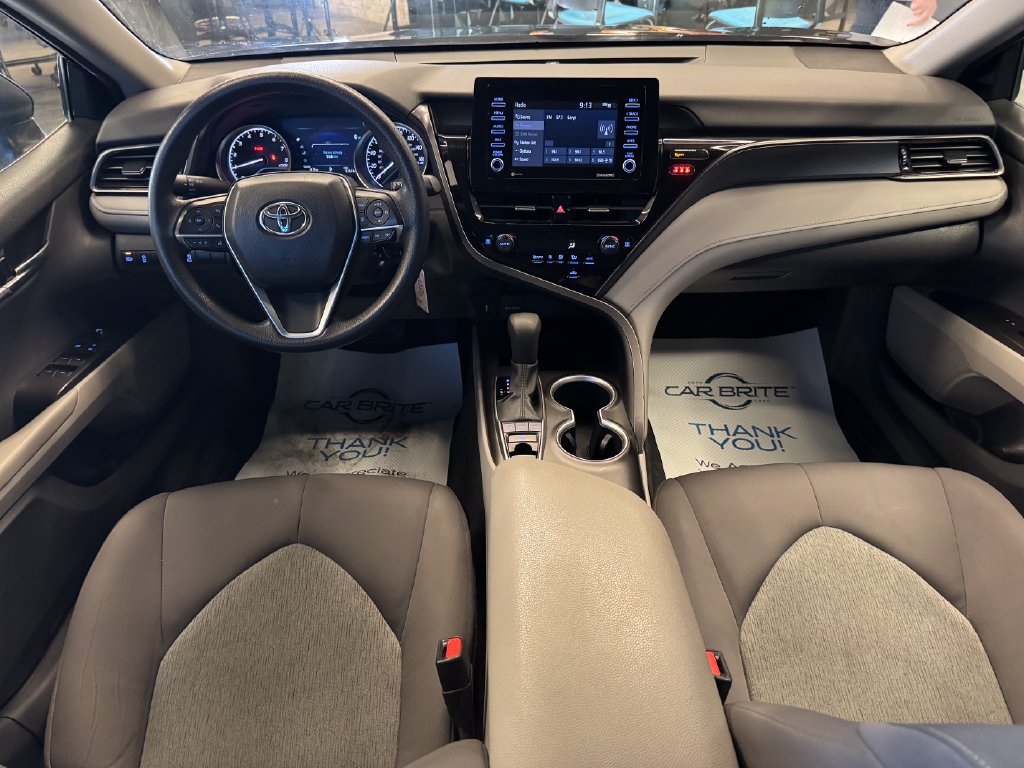 Used 2023 Toyota Camry LE AWD/4WD image 9