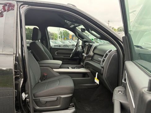 New 2026 RAM 2500 Big Horn AWD/4WD image 29