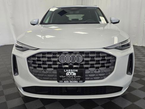 New 2025 Audi Q5 Premium Plus image 8