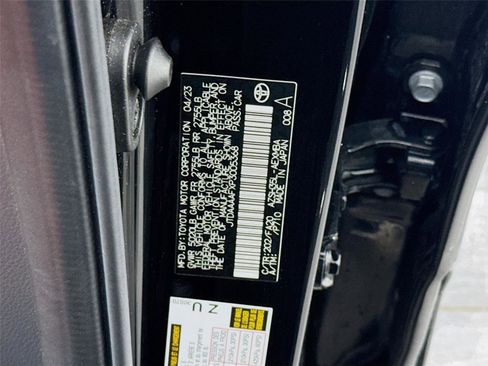 Used 2023 Toyota Crown AWD/4WD image 9