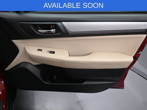 Used 2017 Subaru Outback 2.5i Premium AWD/4WD image 36
