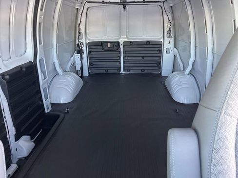 New 2025 GMC Savana 2500 w/ Driver Convenience Package RWD image 14