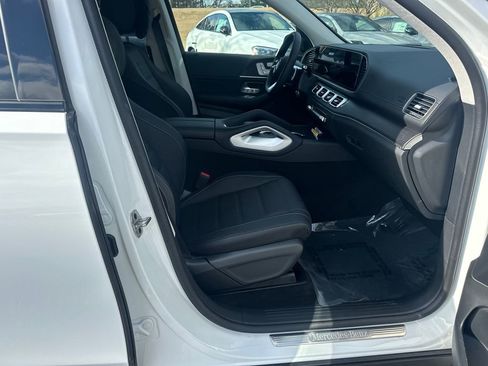 New 2026 Mercedes-Benz GLS 450 4MATIC image 14