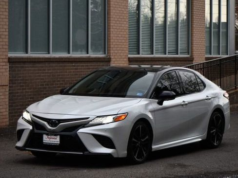 Used 2020 Toyota Camry XSE w/ Driver Assist Package image 3