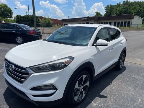 Used 2016 Hyundai Tucson Limited FWD image 2