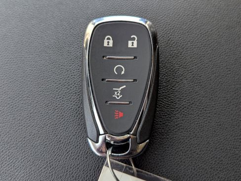Used 2023 Chevrolet Equinox LT AWD/4WD image 24