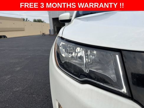 Used 2019 Jeep Compass Latitude w/ Popular Equipment Group FWD image 35