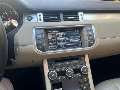 Used 2014 Land Rover Range Rover Evoque Pure Plus image 19