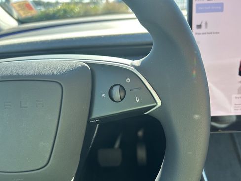 Used 2026 Tesla Model Y AWD image 13