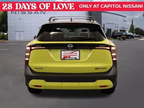 New 2026 Nissan Kicks SR w/ SR Premium Package image 4