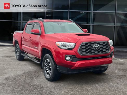 Used 2022 Toyota Tacoma TRD Sport image 1
