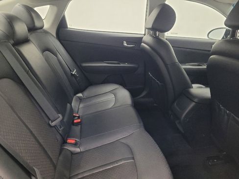 Used 2020 Kia Optima SE image 19