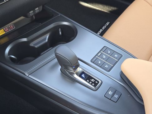 New 2026 Lexus UX 300h FWD w/ Cold Area Package image 15