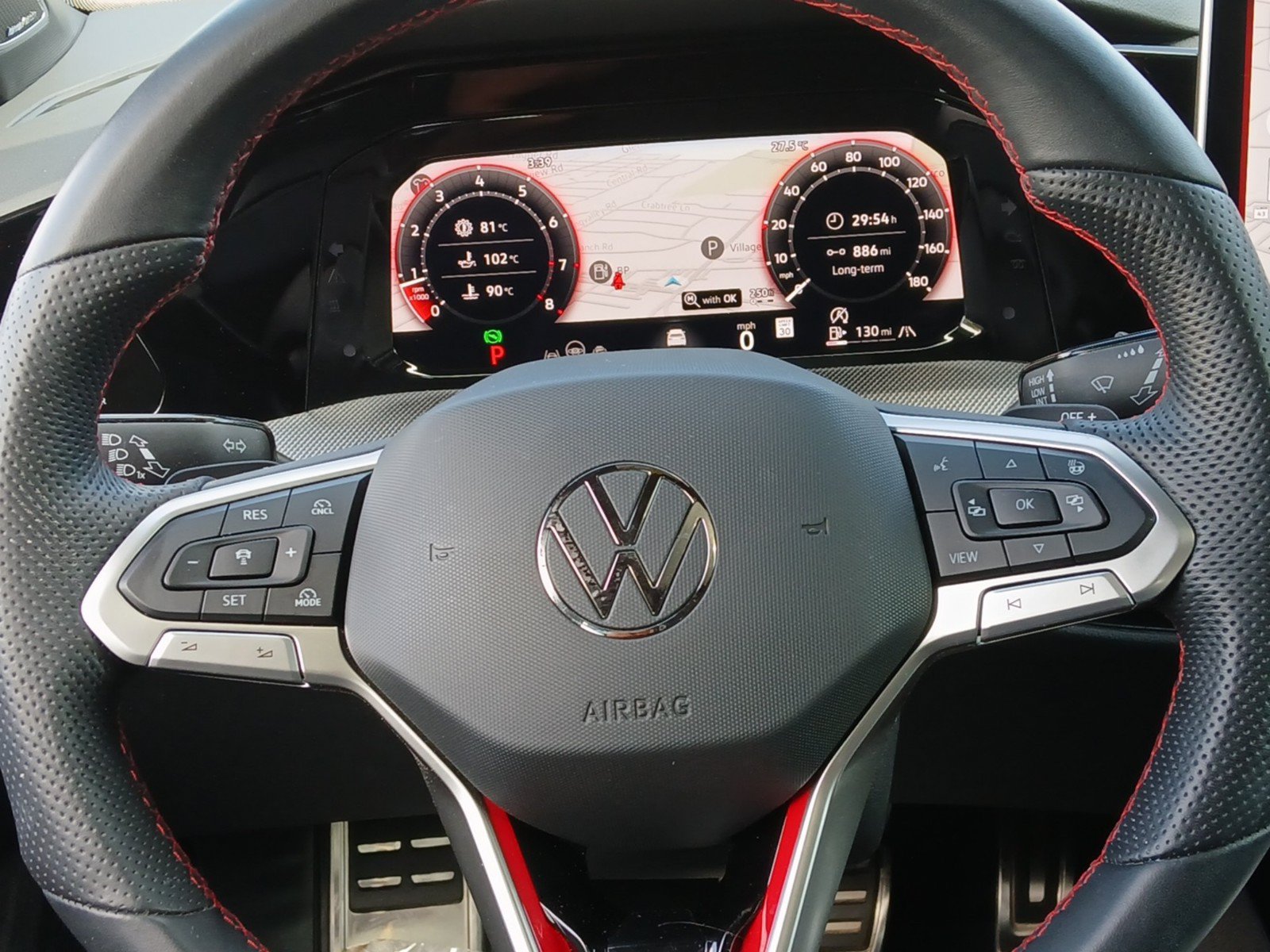 Used 2025 Volkswagen GTI SE FWD image 11