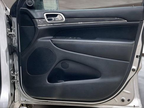 Used 2012 Jeep Grand Cherokee SRT8 w/ Luxury Group II image 24