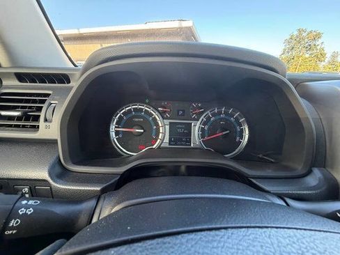 Used 2019 Toyota 4Runner SR5 Premium AWD/4WD image 39
