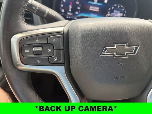 Used 2022 Chevrolet Tahoe Z71 w/ Luxury Package AWD/4WD image 20
