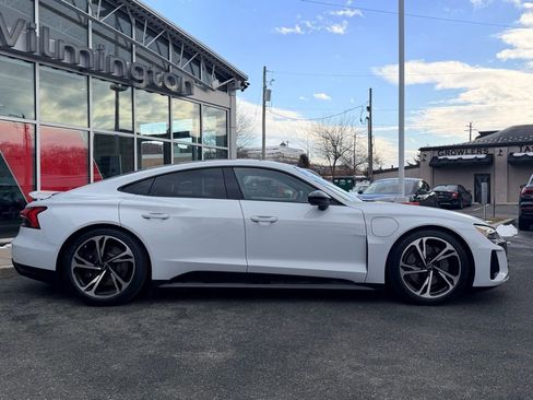 Used 2023 Audi e-tron GT Premium Plus image 7