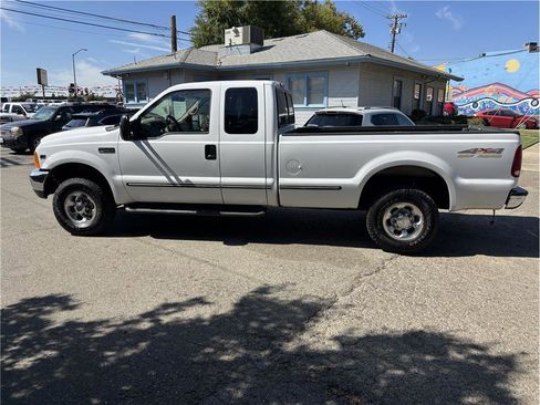 Used 1999 Ford F250 4x4 SuperCab Super Duty image 4