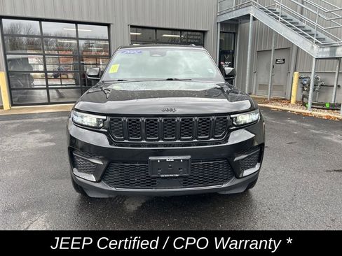 Used 2022 Jeep Grand Cherokee Altitude image 8