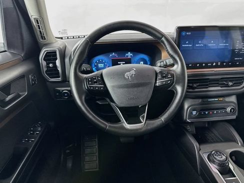 Used 2025 Ford Bronco Sport Outer Banks AWD/4WD image 3