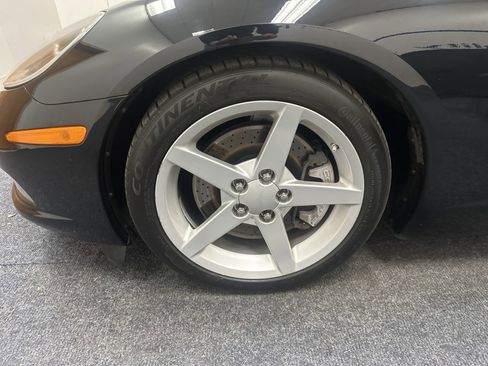 Used 2005 Chevrolet Corvette 2dr Cpe w/ Preferred Equipment Group image 21