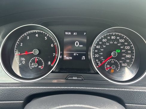 Used 2018 Volkswagen Golf Alltrack AWD/4WD image 9