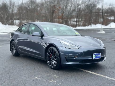 Used 2023 Tesla Model 3 Performance image 9