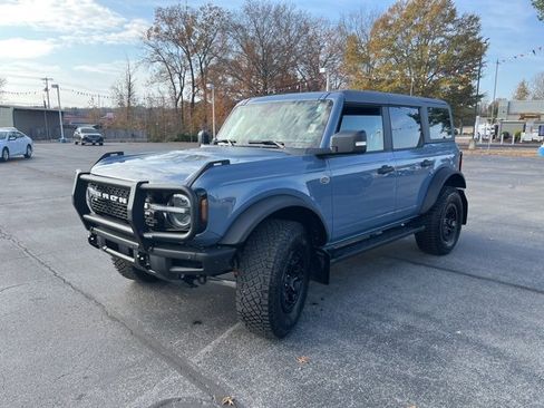 Used 2024 Ford Bronco Wildtrak image 4