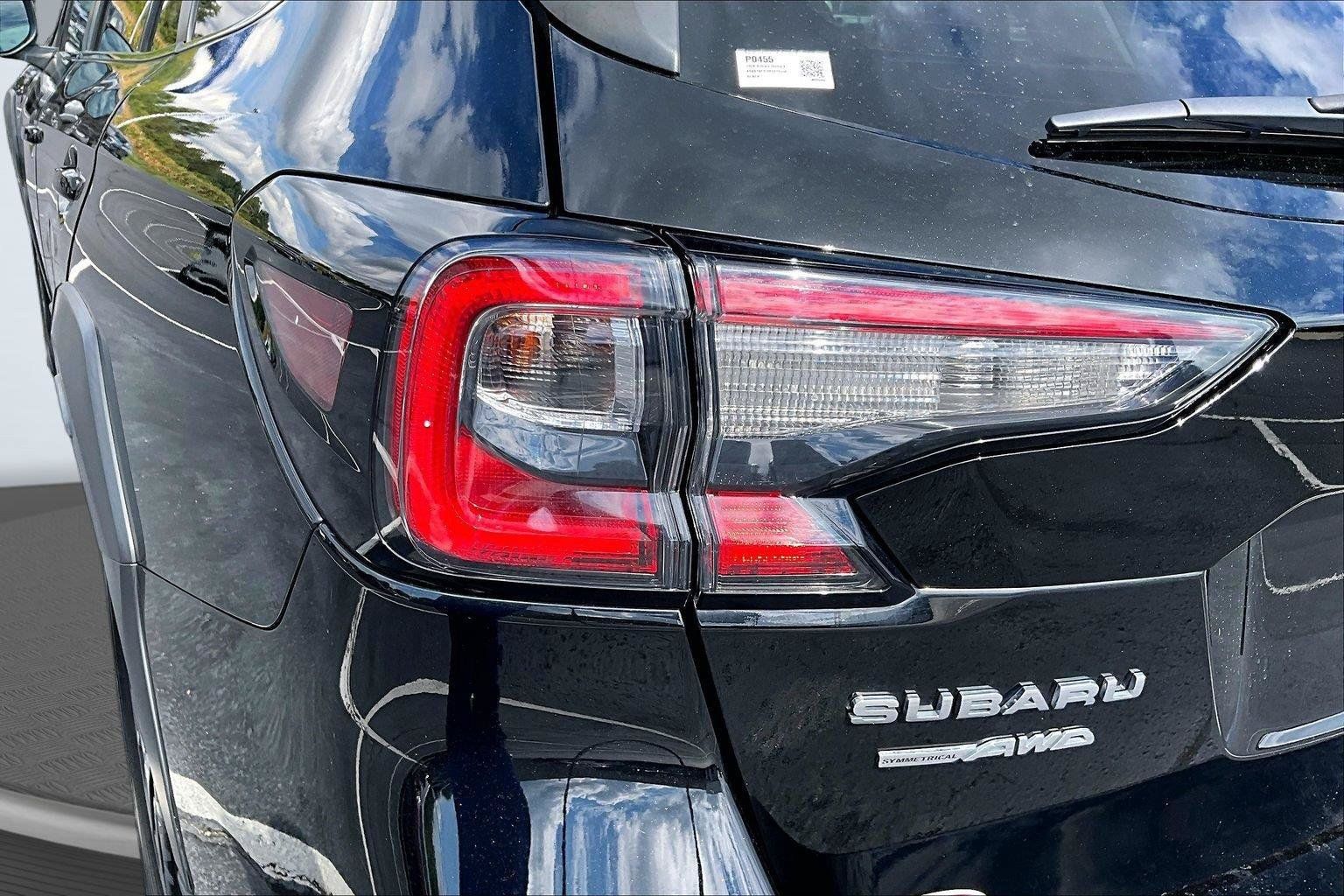 Used 2024 Subaru Outback Premium AWD/4WD image 30