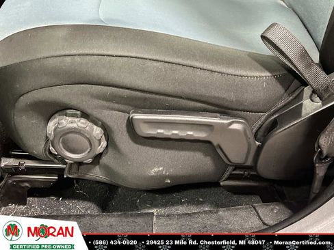 Used 2018 Jeep Wrangler Unlimited Sahara image 27