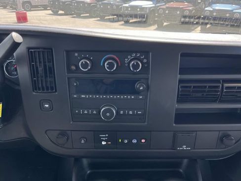 Used 2025 Chevrolet Express 2500 Extended w/ Driver Convenience Package RWD image 17