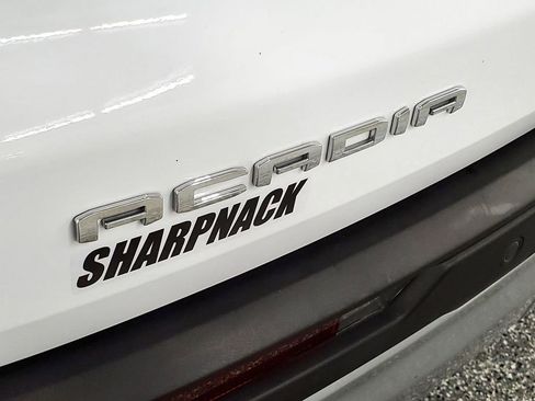 Used 2025 GMC Acadia Elevation FWD image 27
