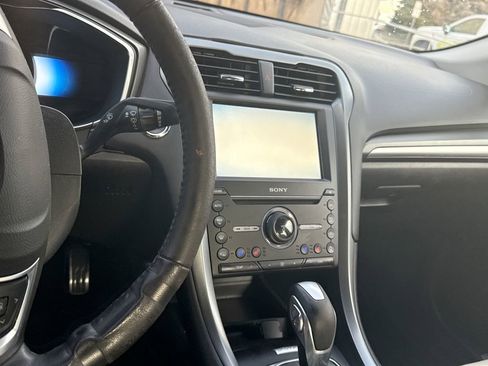 Used 2016 Ford Fusion Energi Titanium w/ Driver Assist Package image 6