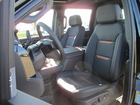 New 2026 GMC Sierra 2500 AT4 w/ AT4 Premium Plus Package image 12