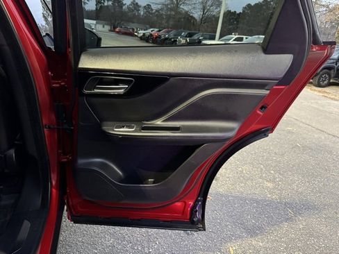 Used 2019 Jaguar F-PACE S image 12