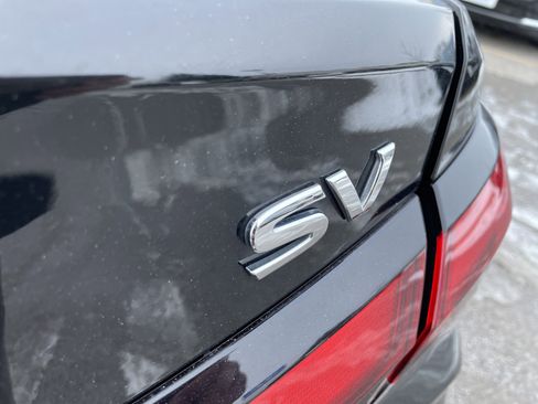 Used 2021 Nissan Versa SV image 25