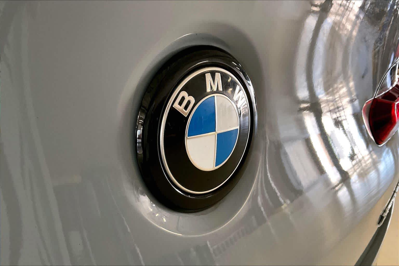 Used 2024 BMW X4 xDrive30i w/ Premium Package AWD/4WD image 31