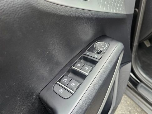 Used 2021 Kia Soul LX FWD image 25