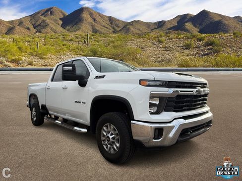 Certified 2025 Chevrolet Silverado 2500 LT w/ Convenience Package image 5